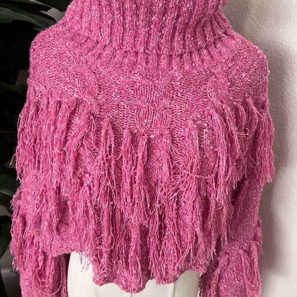 Shop Neighbor Chic Pink Turtleneck Fringe Cropped Sweater - Picture 3 of 4